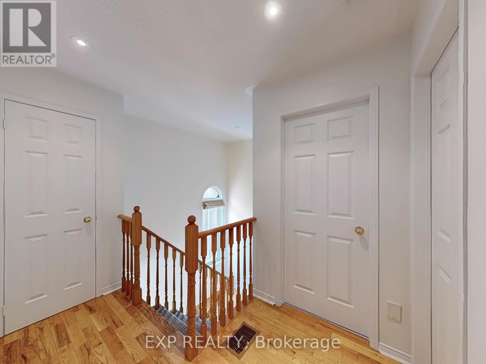 Photo 27 of 6630 Opera Glass Crescent, Mississauga ON