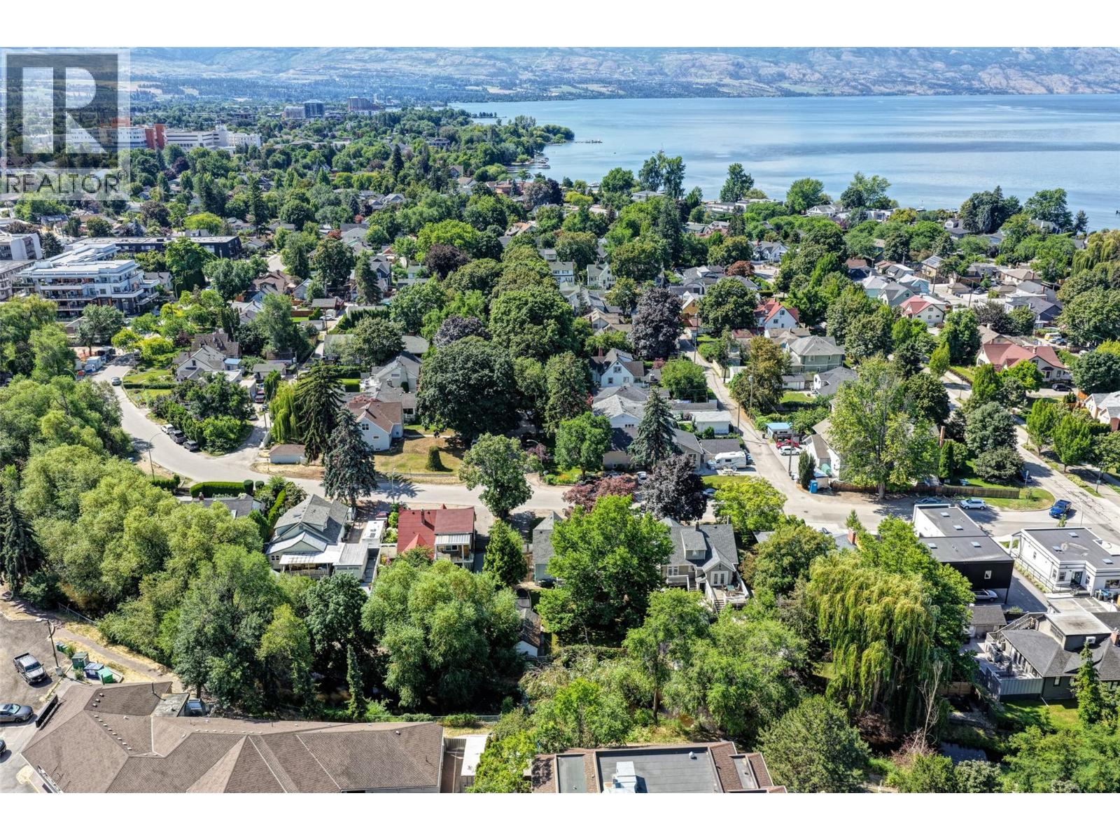 Photo 8 of 258 Riverside Avenue, Kelowna BC