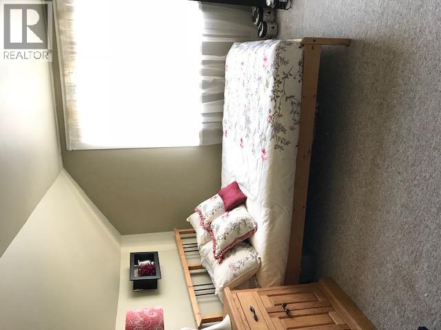 Photo 7 of 258 Riverside Avenue, Kelowna BC