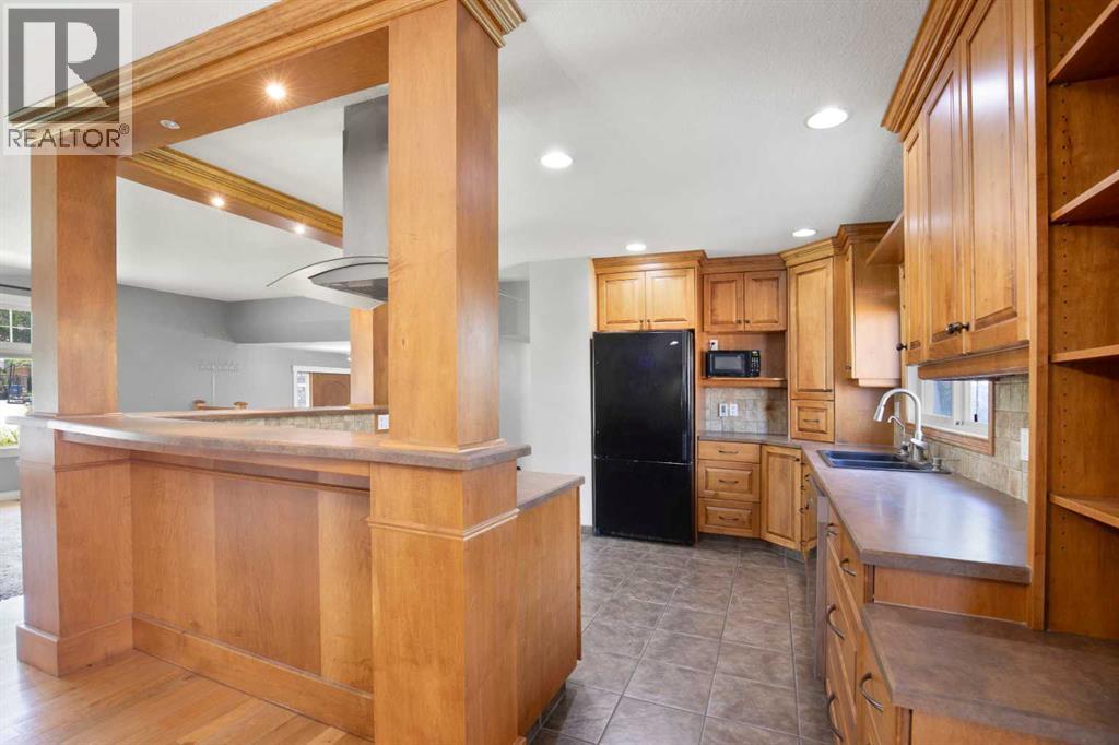 Photo 4 of 255 Piper Drive, Red Deer AB