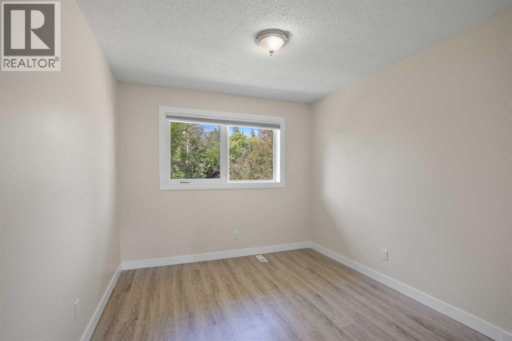 Photo 34 of 255 Piper Drive, Red Deer AB