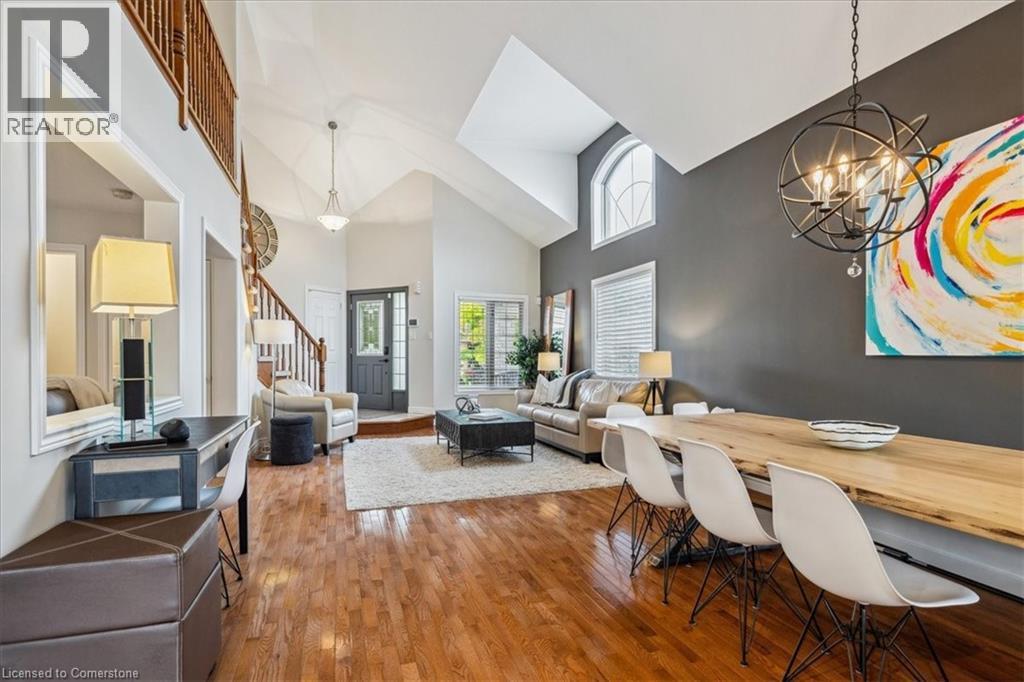 Photo 12 of 51 Napa Lane, Stoney Creek ON