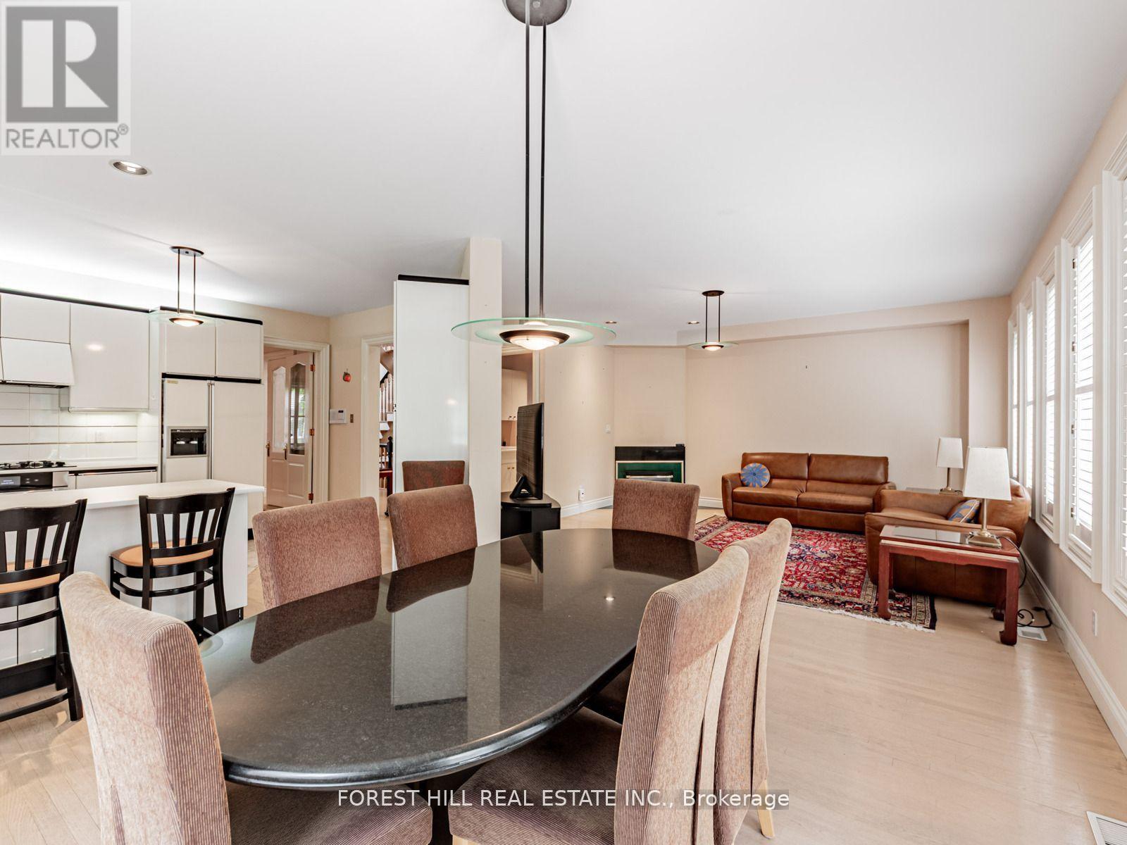 Photo 15 of 51 Stuart Avenue, Toronto ON