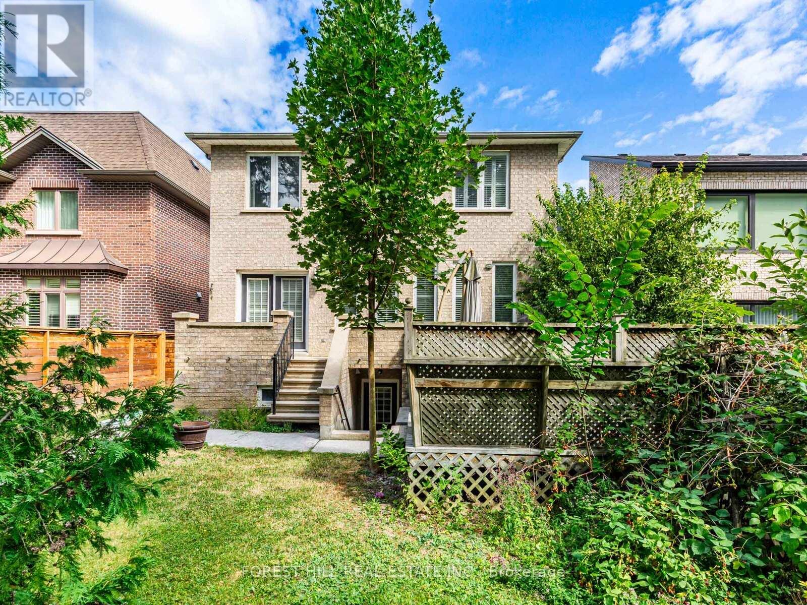 Photo 35 of 51 Stuart Avenue, Toronto ON