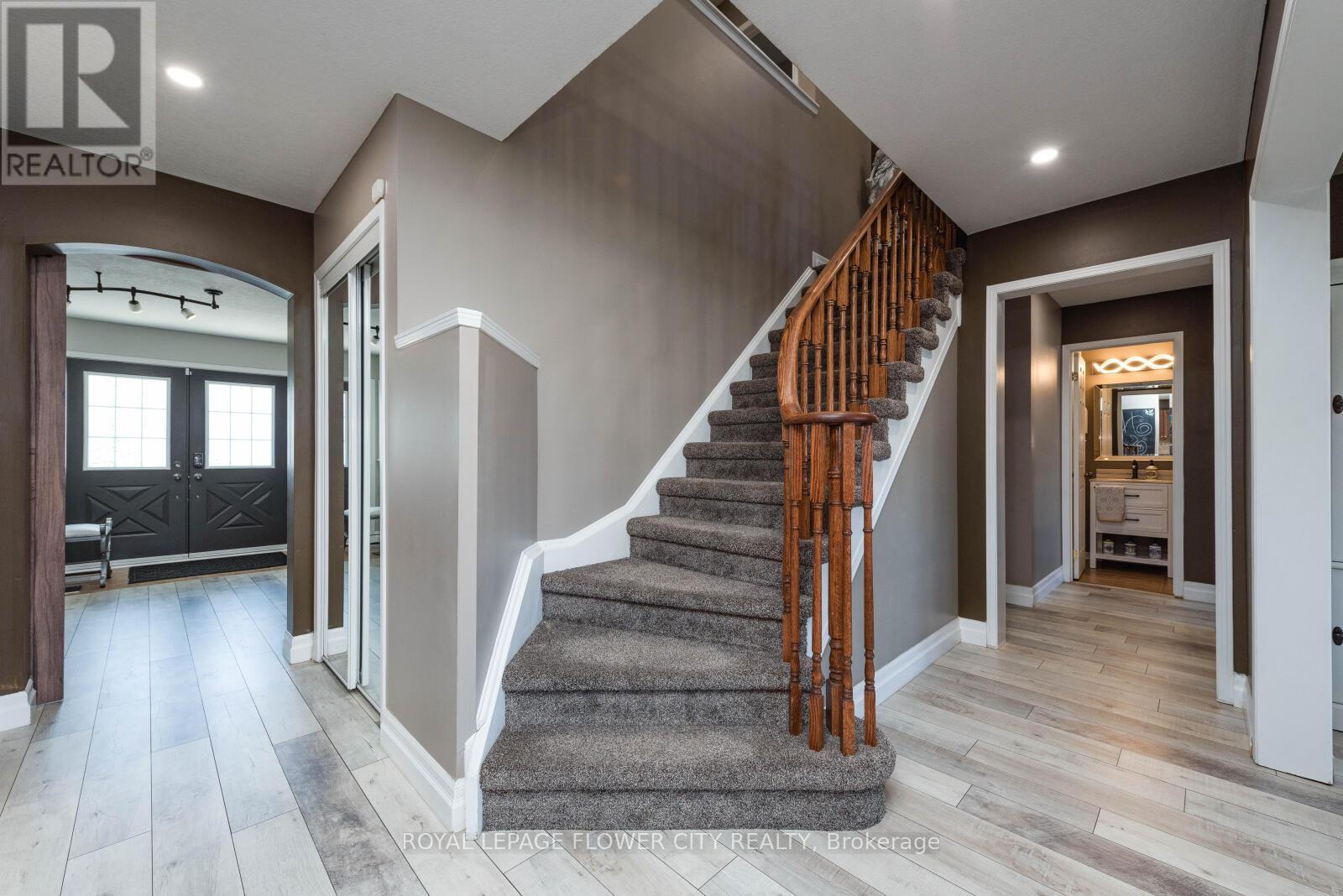 Photo 2 of Main Upper 200 Hunter Way, Brantford ON