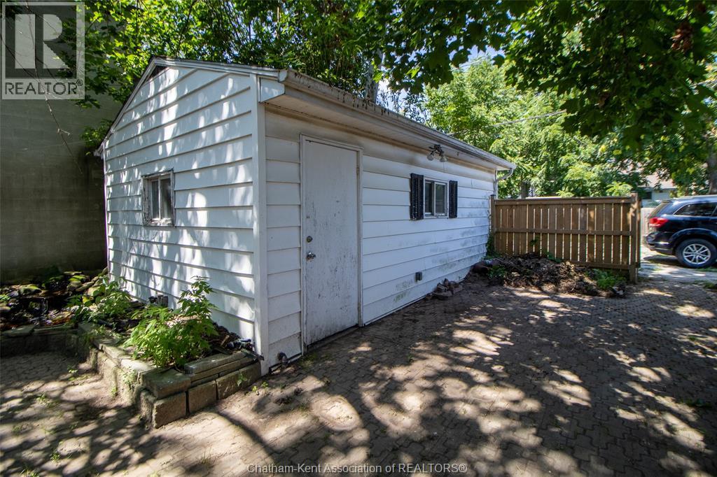 Photo 1 of 273 Grand Avenue East, Chatham ON