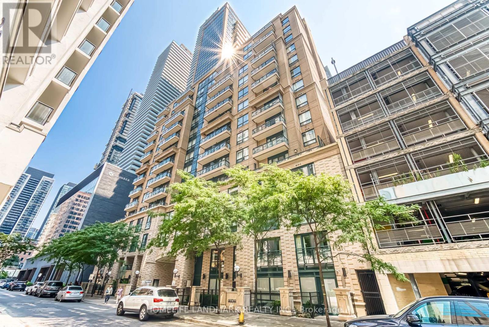 Photo 1 of 2701 35 Hayden Street, Toronto ON