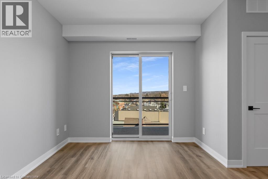 Photo 11 of 5002 King Street Unit 403, Beamsville ON