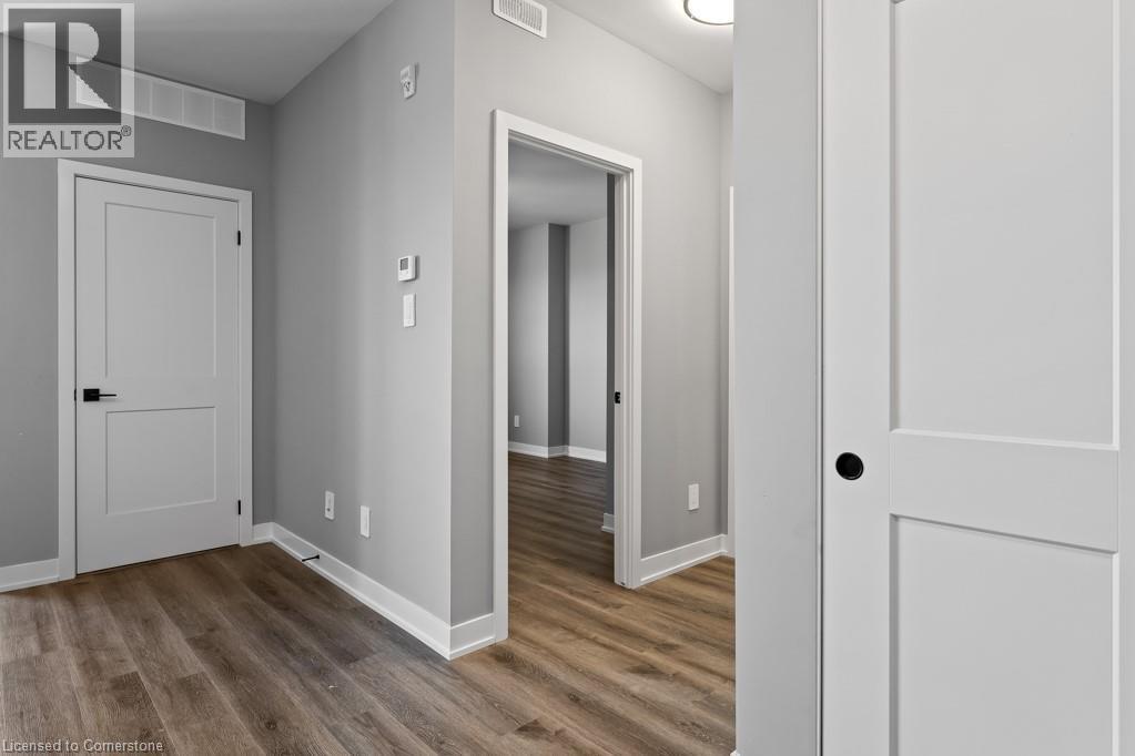 Photo 10 of 5002 King Street Unit 403, Beamsville ON