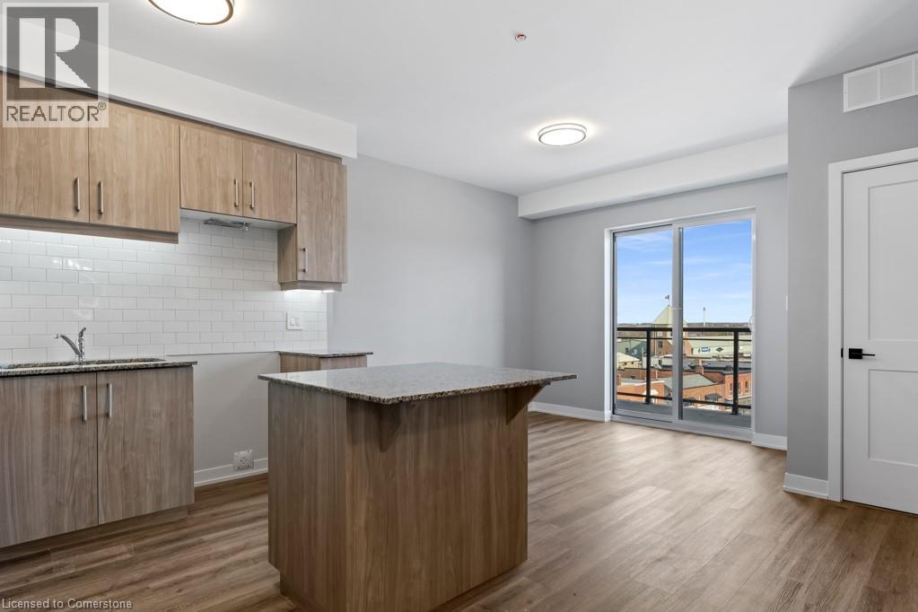 Photo 6 of 5002 King Street Unit 403, Beamsville ON