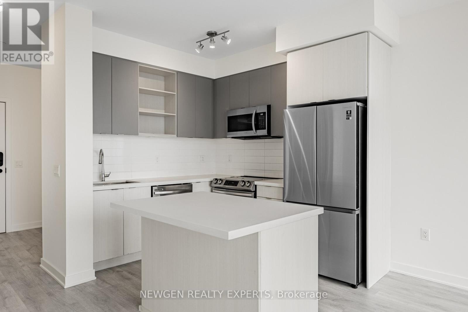 Photo 10 of Ph 2203 4655 Metcalfe Avenue, Mississauga ON
