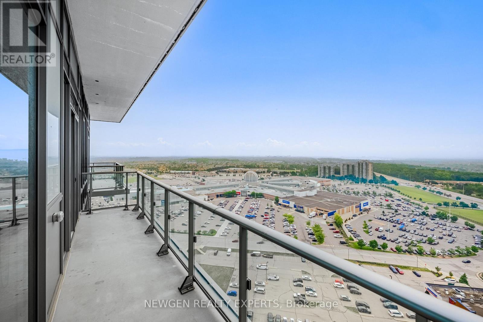 Photo 27 of Ph 2203 4655 Metcalfe Avenue, Mississauga ON