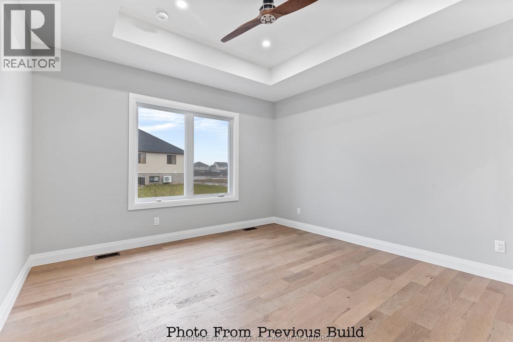 Photo 29 of 116 Bloomington, Chatham ON