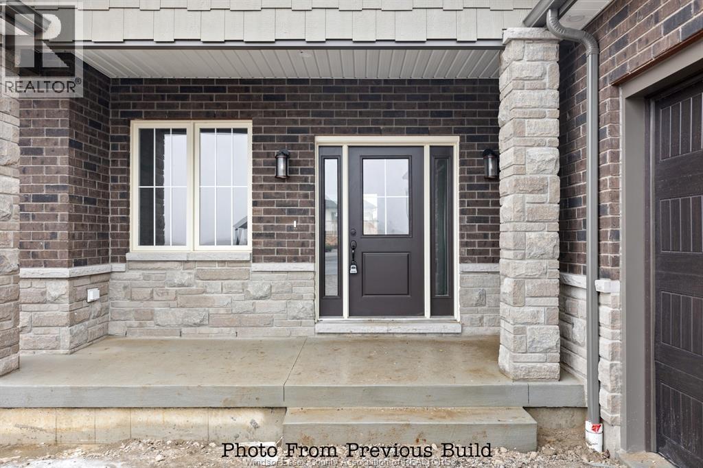 Photo 42 of 116 Bloomington, Chatham ON