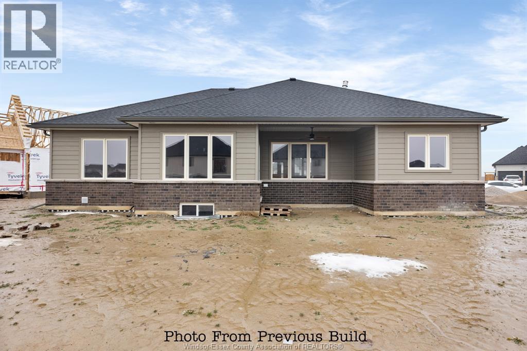 Photo 43 of 116 Bloomington, Chatham ON