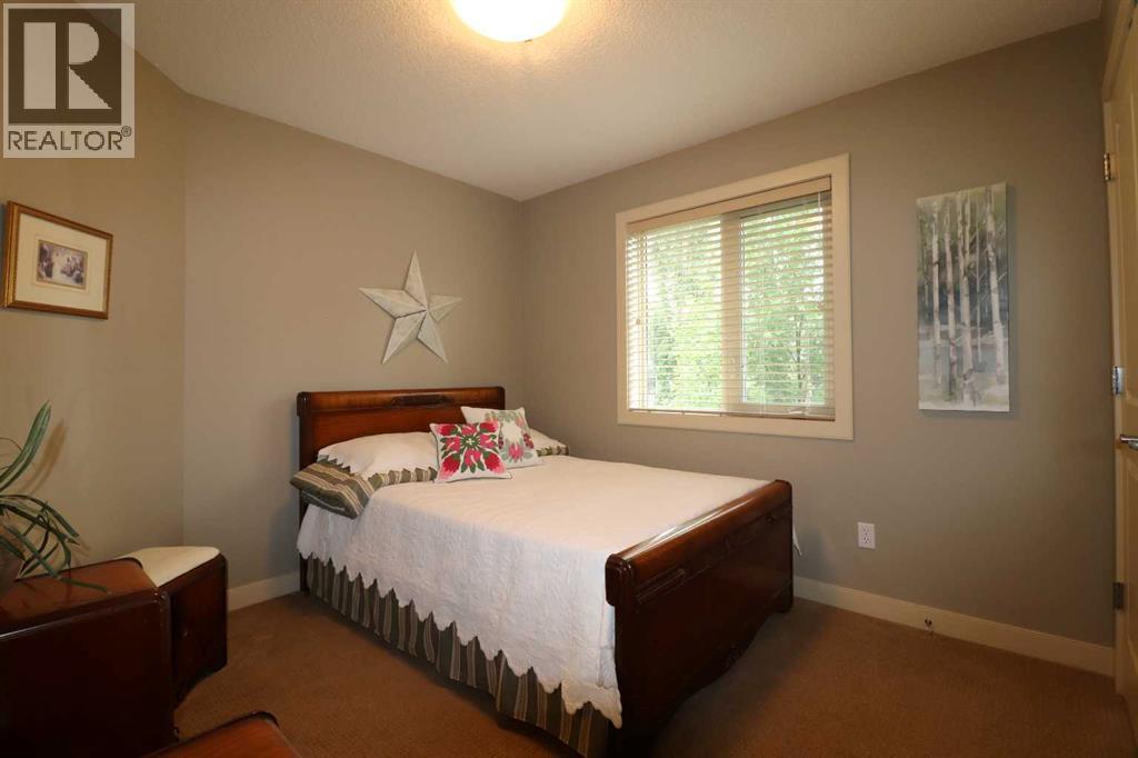 Photo 31 of 22 Riverview Crescent W, Lethbridge AB