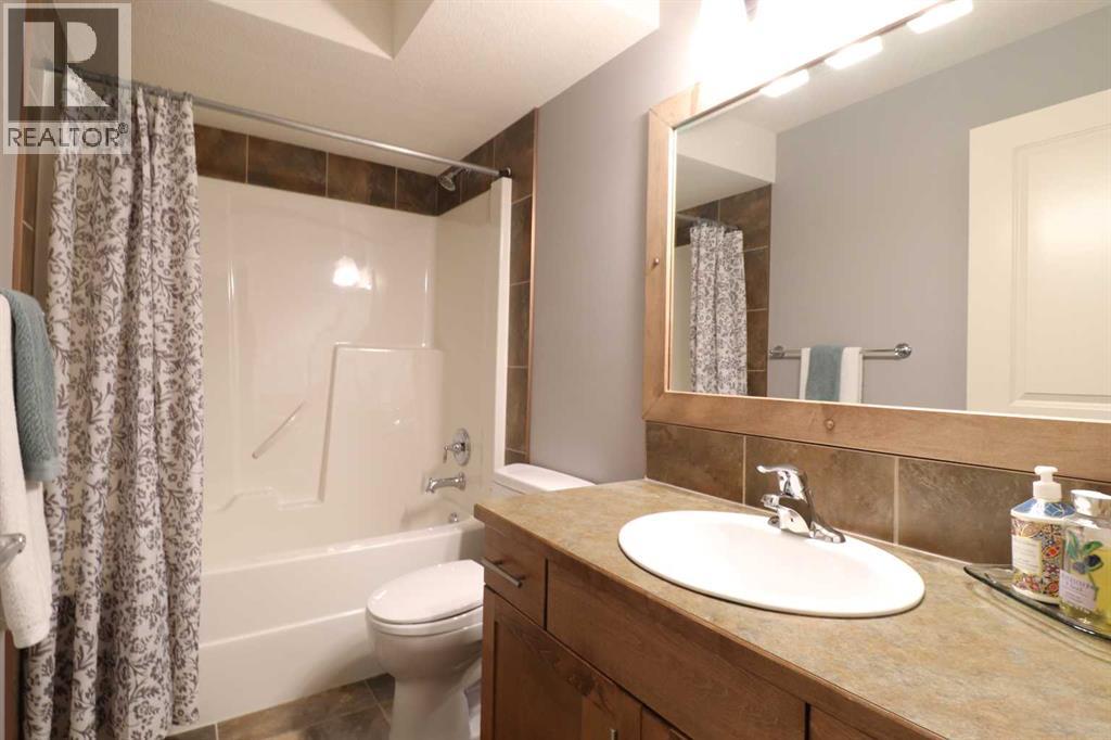 Photo 39 of 22 Riverview Crescent W, Lethbridge AB