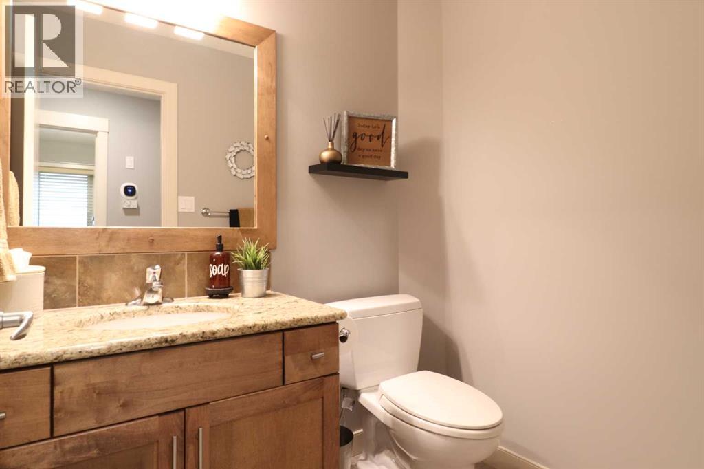 Photo 2 of 22 Riverview Crescent W, Lethbridge AB
