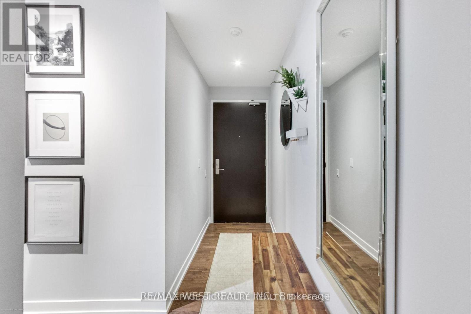 Photo 23 of 310 650 King Street W, Toronto ON