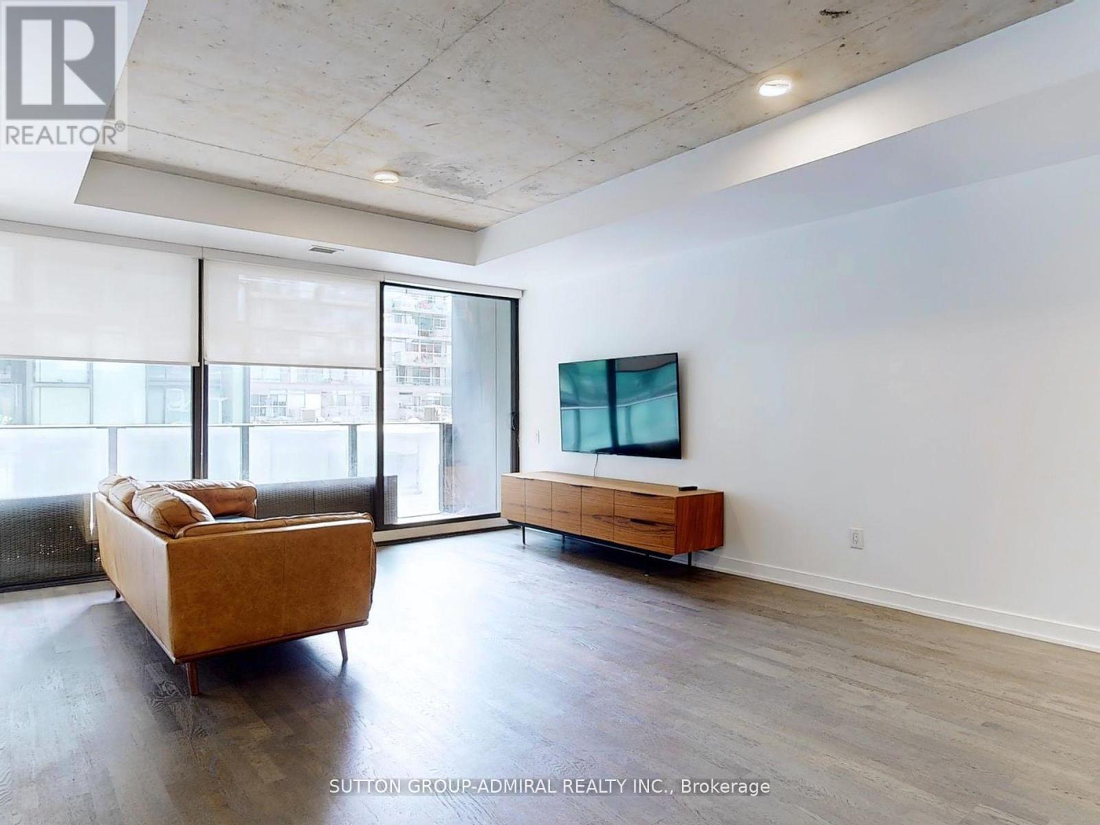 Photo 9 of 410 629 King Street W, Toronto ON