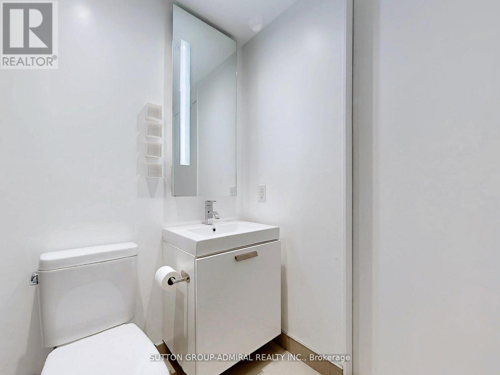 Photo 27 of 410 629 King Street W, Toronto ON