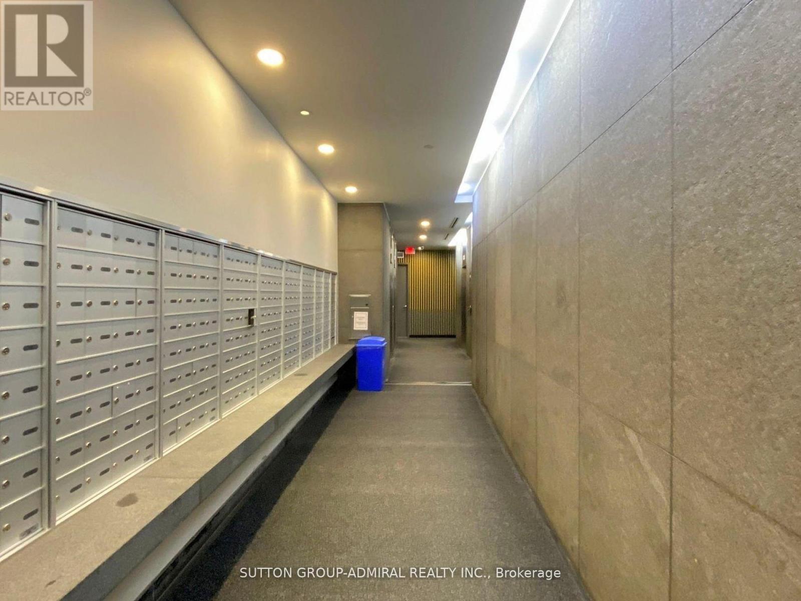 Photo 15 of 410 629 King Street W, Toronto ON