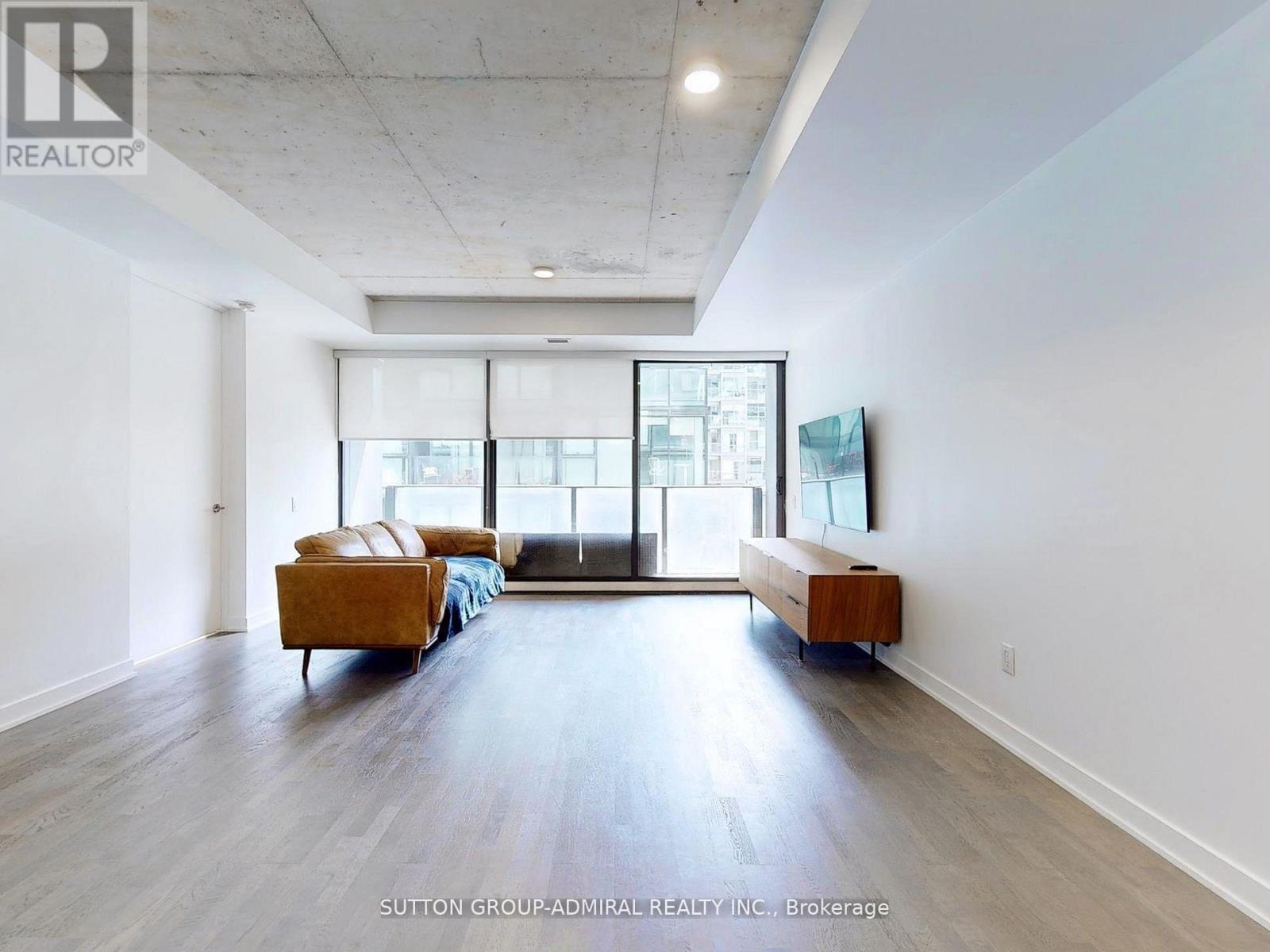 Photo 23 of 410 629 King Street W, Toronto ON