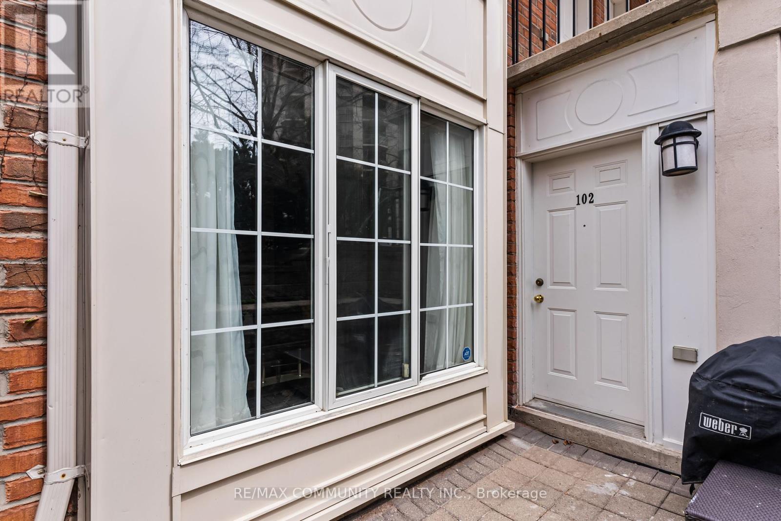 Photo 14 of 102 3 Everson Drive, Toronto ON