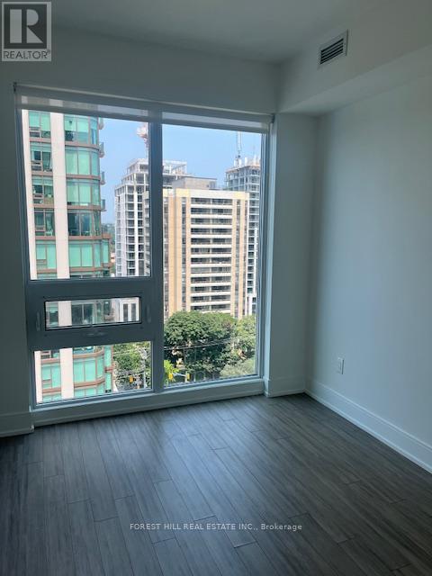 Photo 4 of 1404 310 Tweedsmuir Avenue, Toronto ON