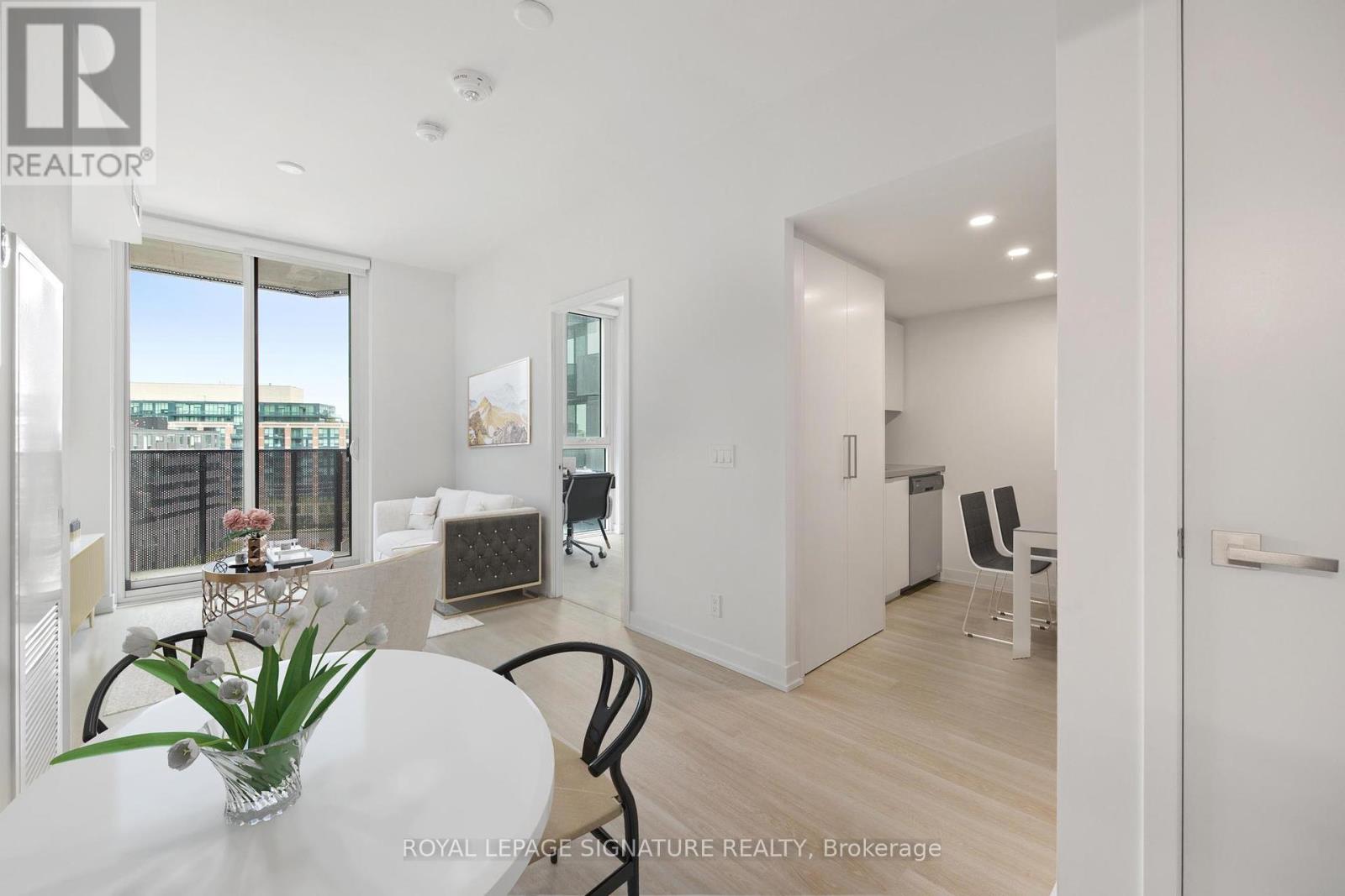 Photo 5 of 824 30 Tretti Way, Toronto ON
