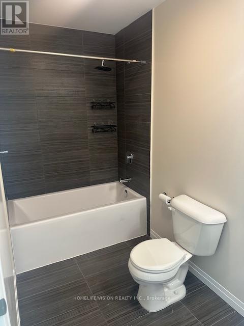 Photo 17 of 903 2152 Lawrence Avenue E, Toronto ON