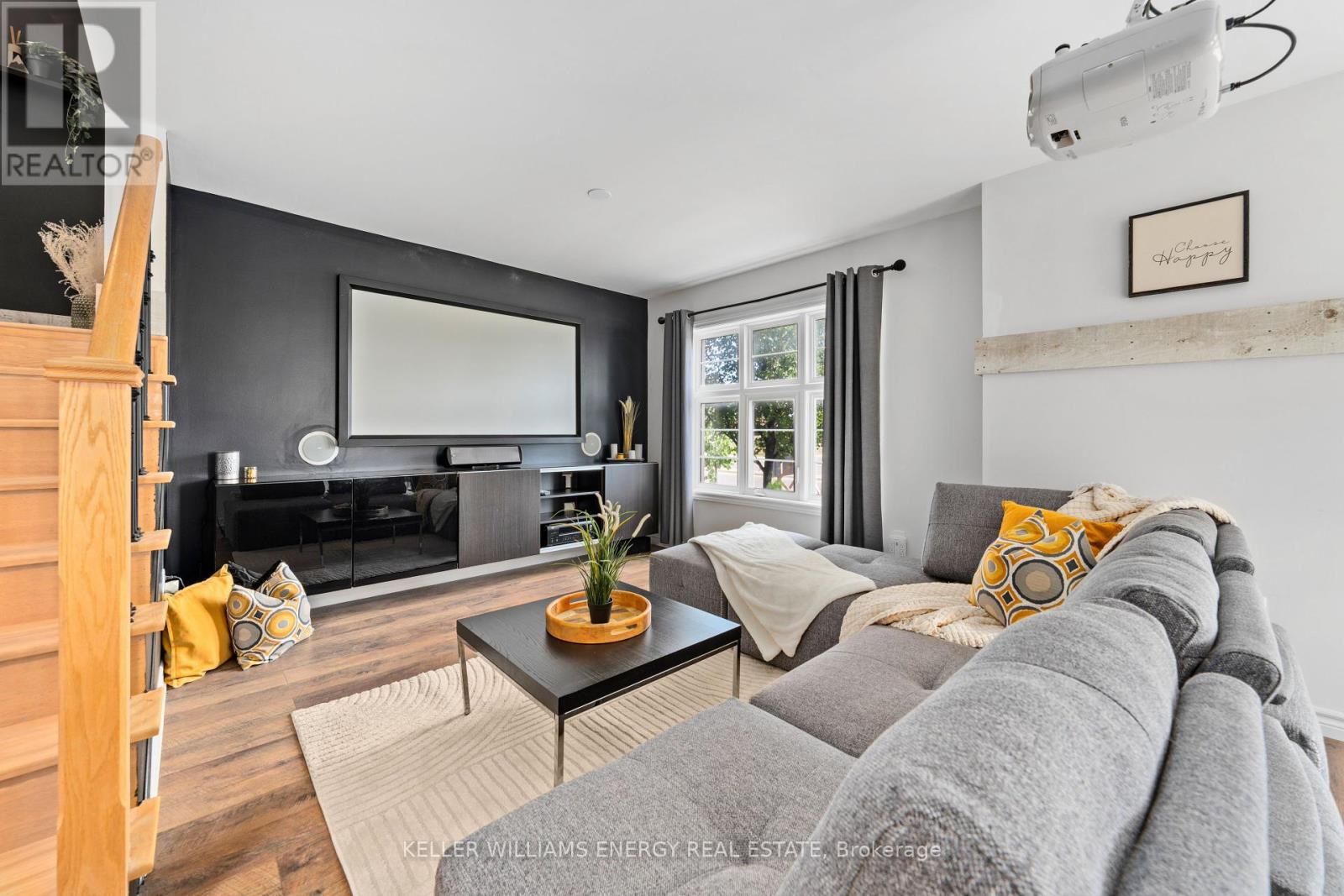 Photo 16 of 3 Cornerside Way, Whitby ON