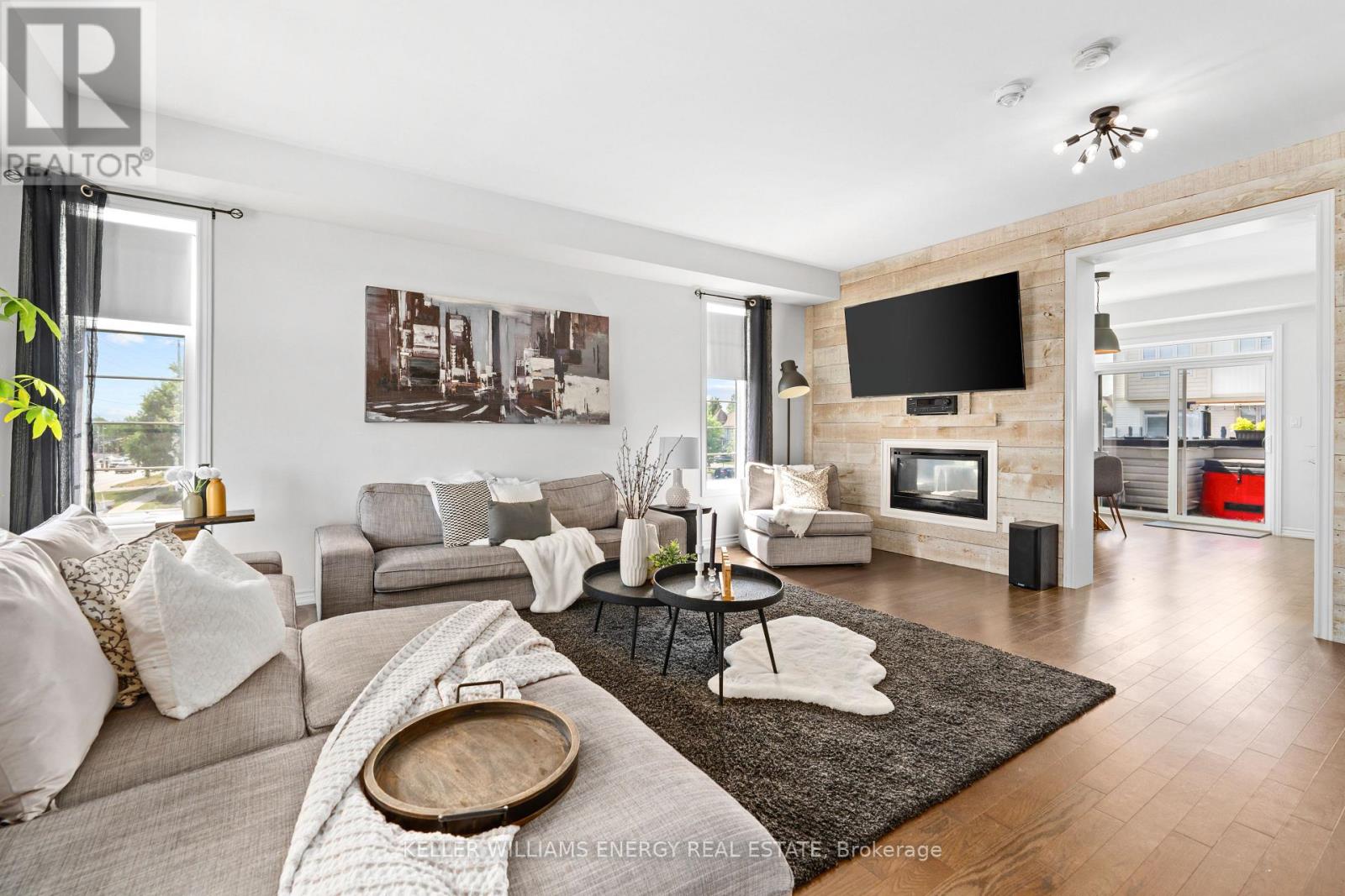 Photo 20 of 3 Cornerside Way, Whitby ON