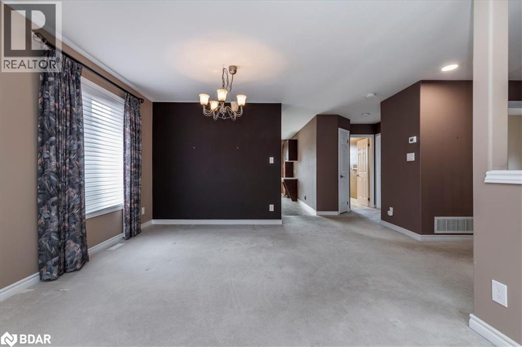 Photo 7 of 12 Revelstoke Court, Barrie ON