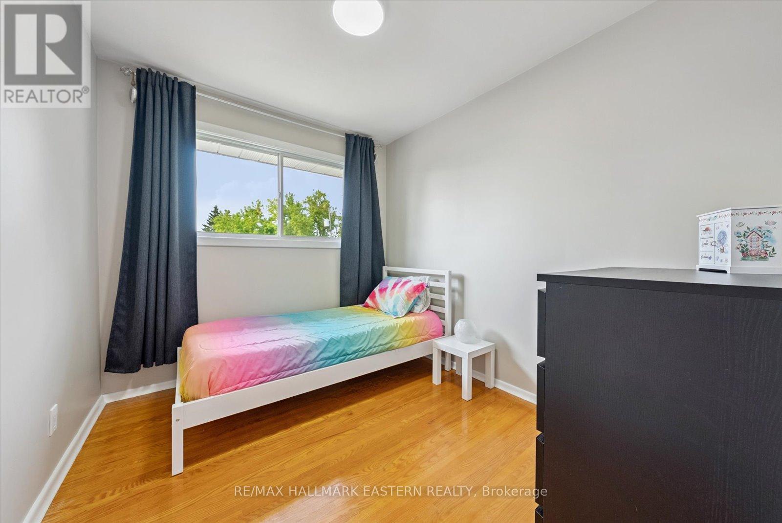 Photo 12 of 971 Jopling Drive, Selwyn ON