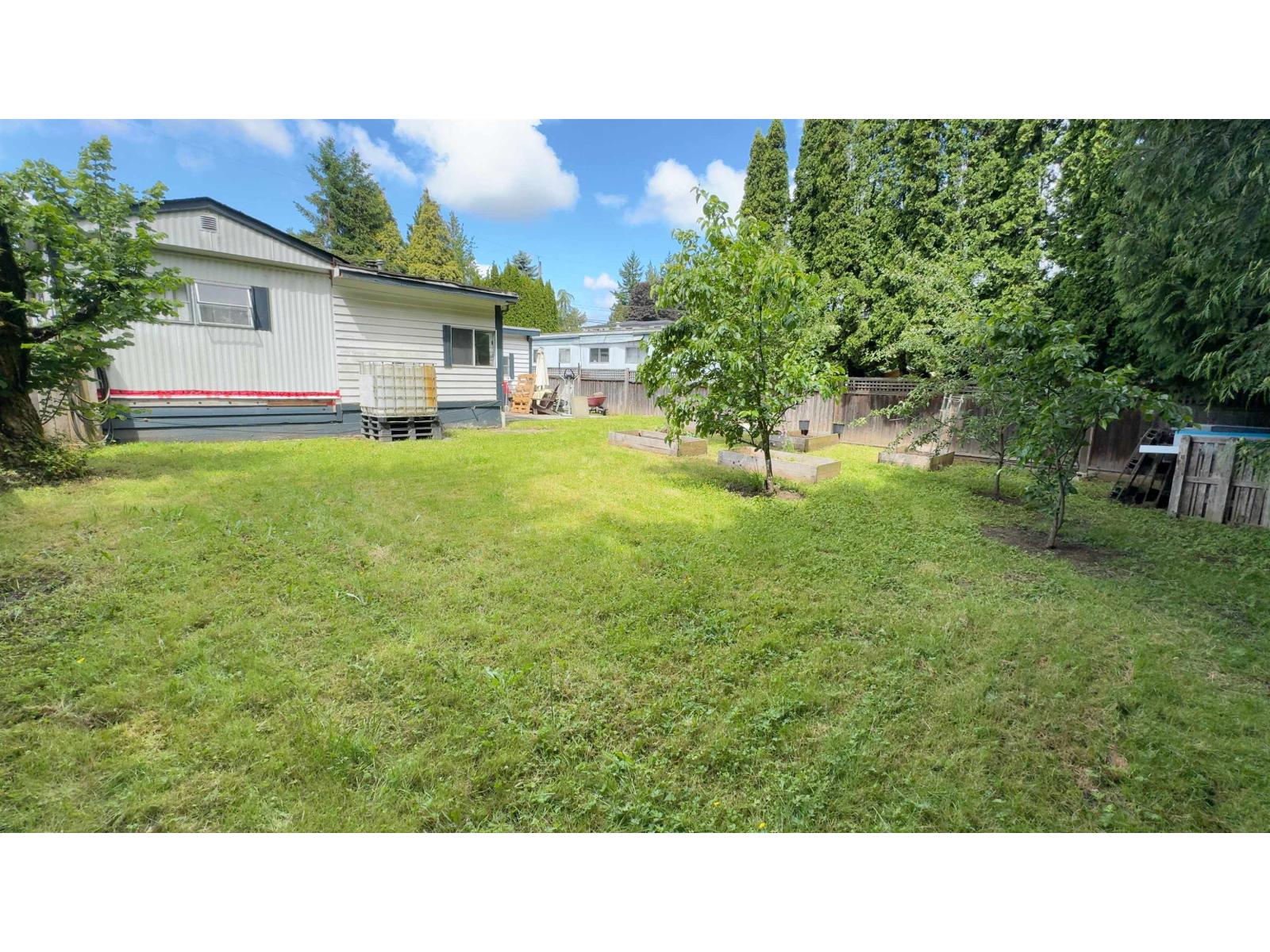 Photo 3 of 2104 Oakridge Crescent, Abbotsford BC