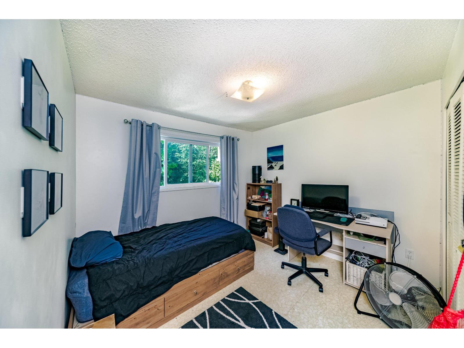 Photo 21 of 20210 27 Avenue, Langley BC