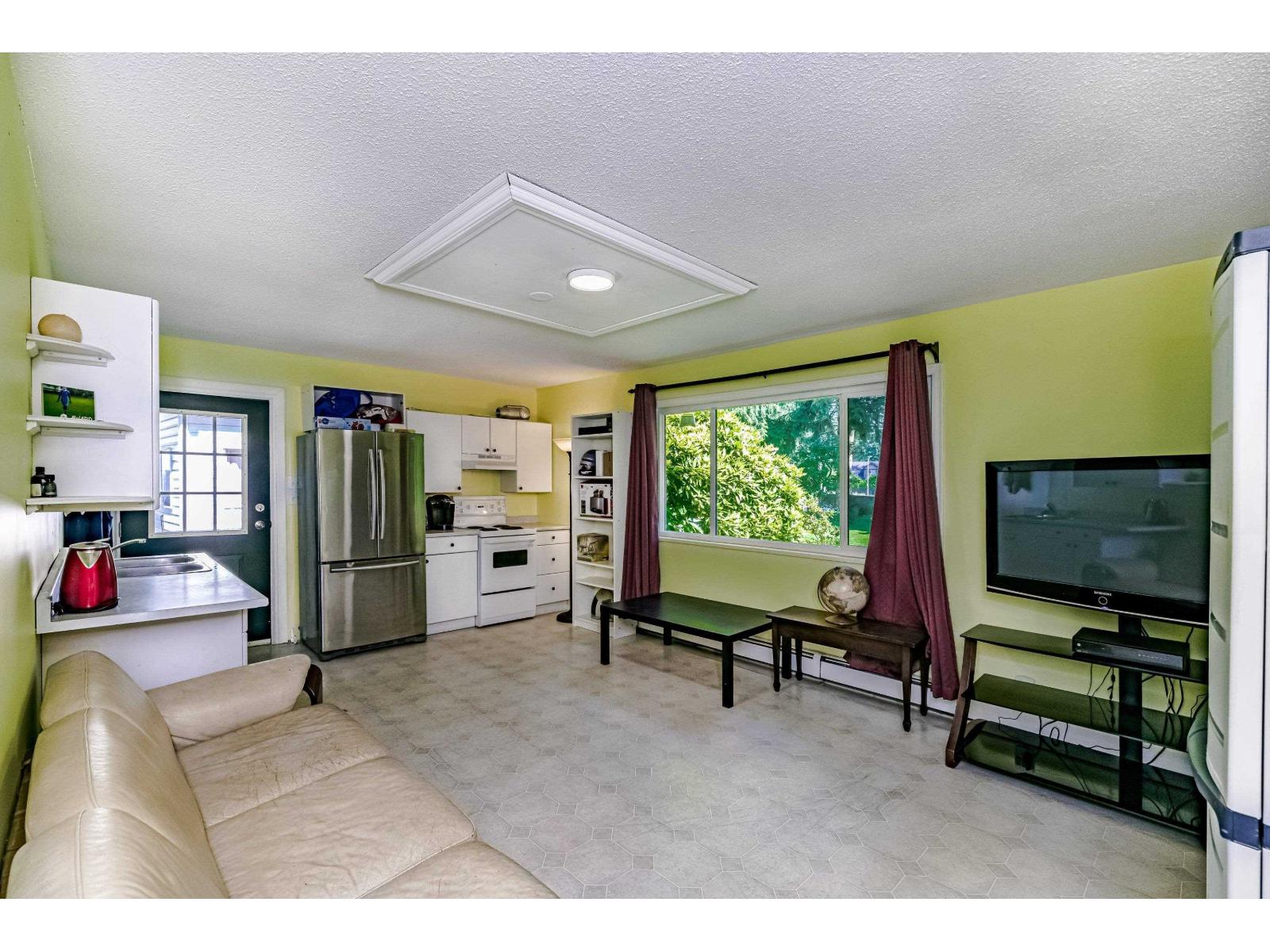 Photo 18 of 20210 27 Avenue, Langley BC