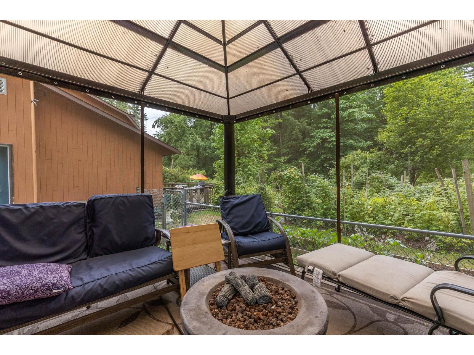 Photo 26 of 20210 27 Avenue, Langley BC