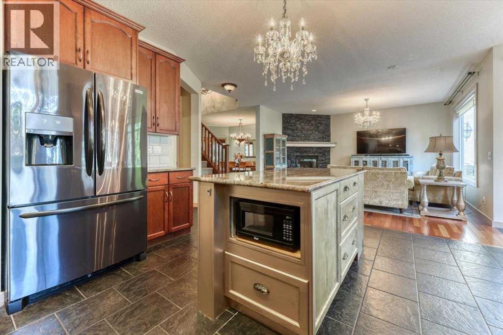 Single Family House for Sale in  Discovery Ridge Circle SW Discovery Ridge Calgary 
