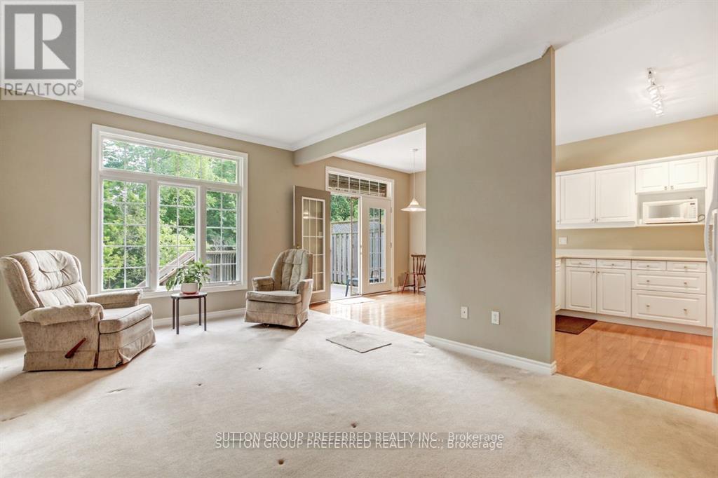 Photo 10 of 12 14 Cadeau Terrace, London South ON