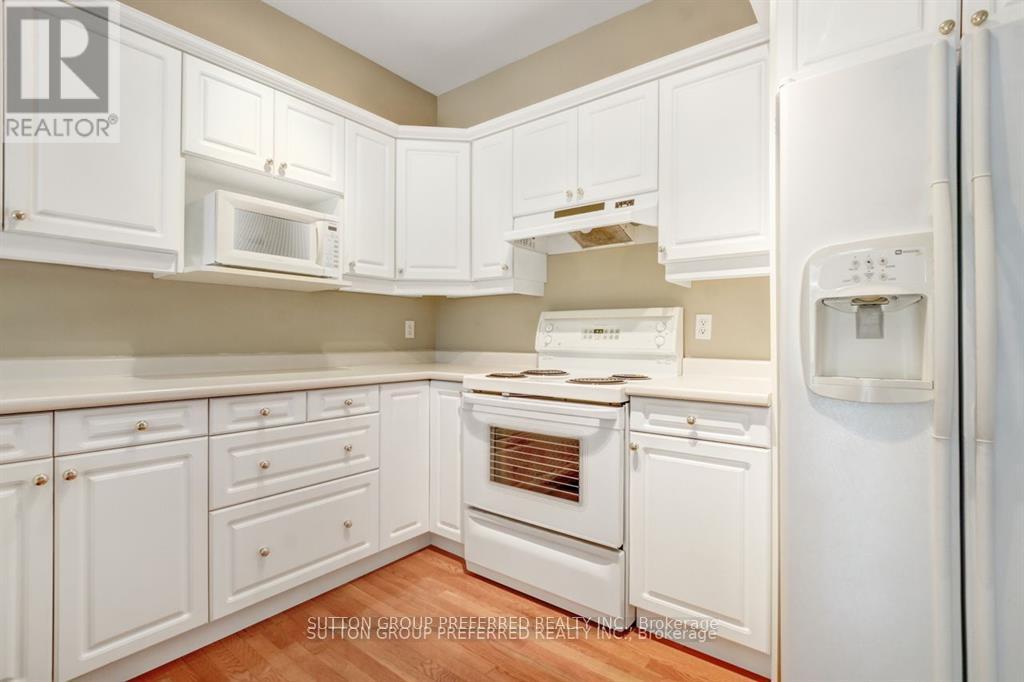 Photo 12 of 12 14 Cadeau Terrace, London South ON