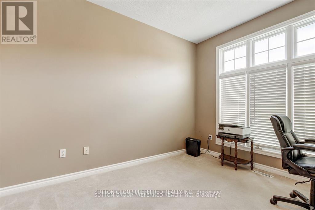 Photo 6 of 12 14 Cadeau Terrace, London South ON