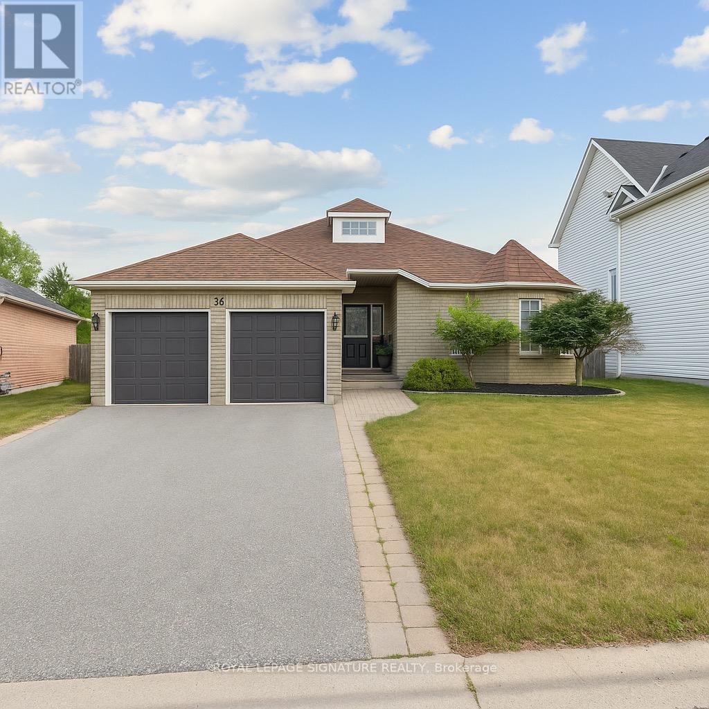 Photo 1 of 38 Royal Amber Crescent, East Gwillimbury ON