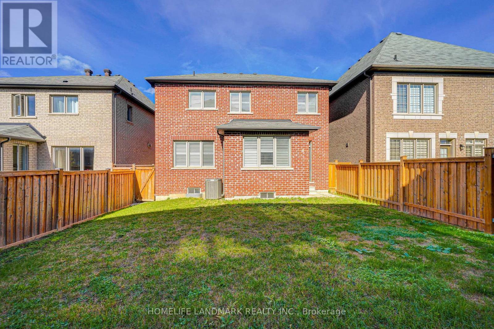 Photo 44 of 175 Scrivener Drive, Aurora ON