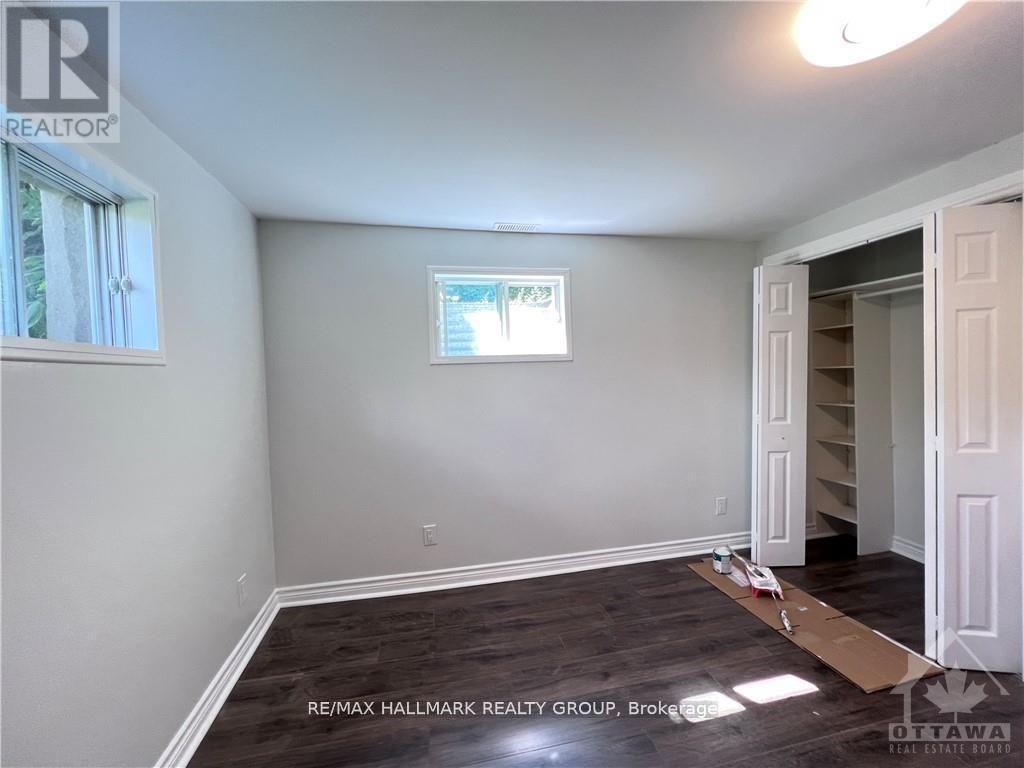 Photo 17 of 38 Capilano Drive, Ottawa ON