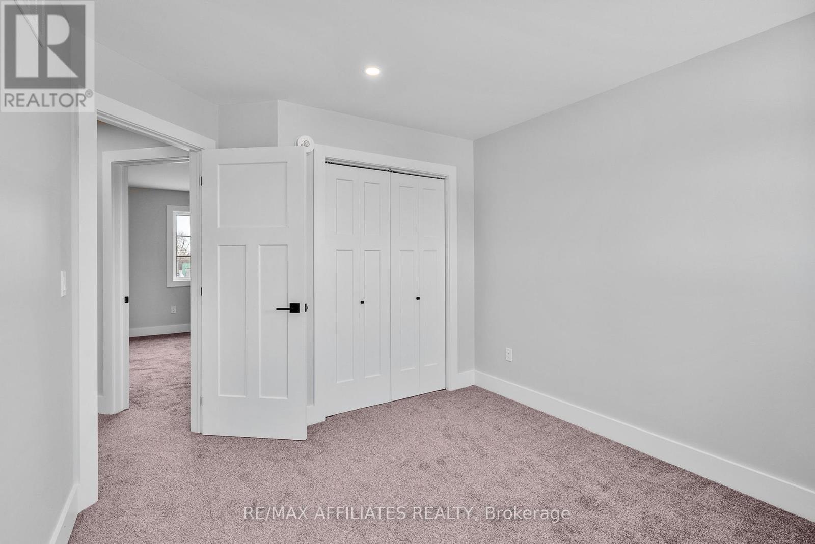 Photo 13 of 19 B Dundas Street, South Dundas ON