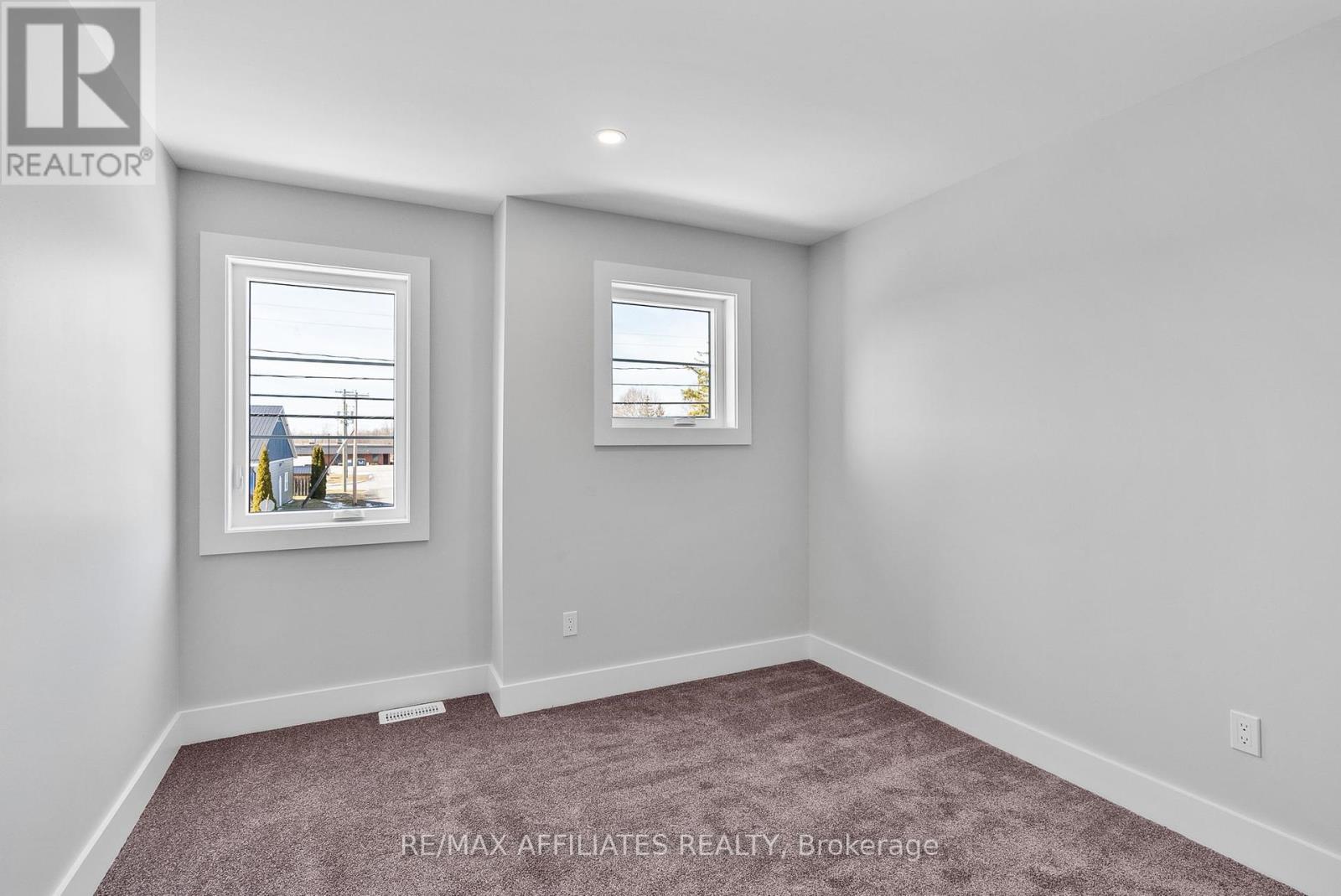 Photo 30 of 19 B Dundas Street, South Dundas ON