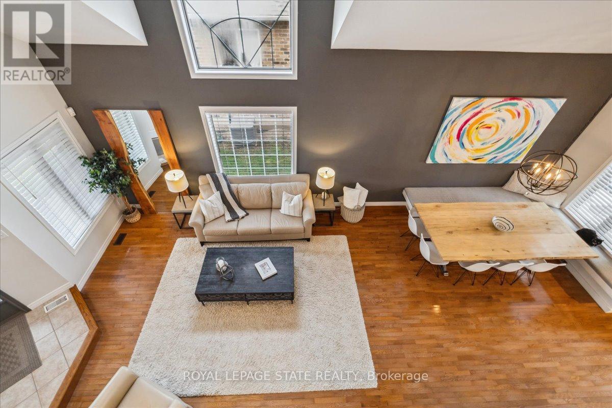 Photo 22 of 51 Napa Lane, Hamilton ON