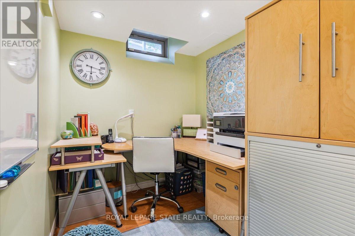 Photo 39 of 51 Napa Lane, Hamilton ON